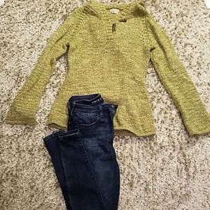 Knit green hoodie pullover sweater